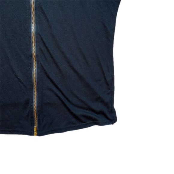 Lulu's Black Long Sleeve Top with Gold Zipper - Picture 8 of 8